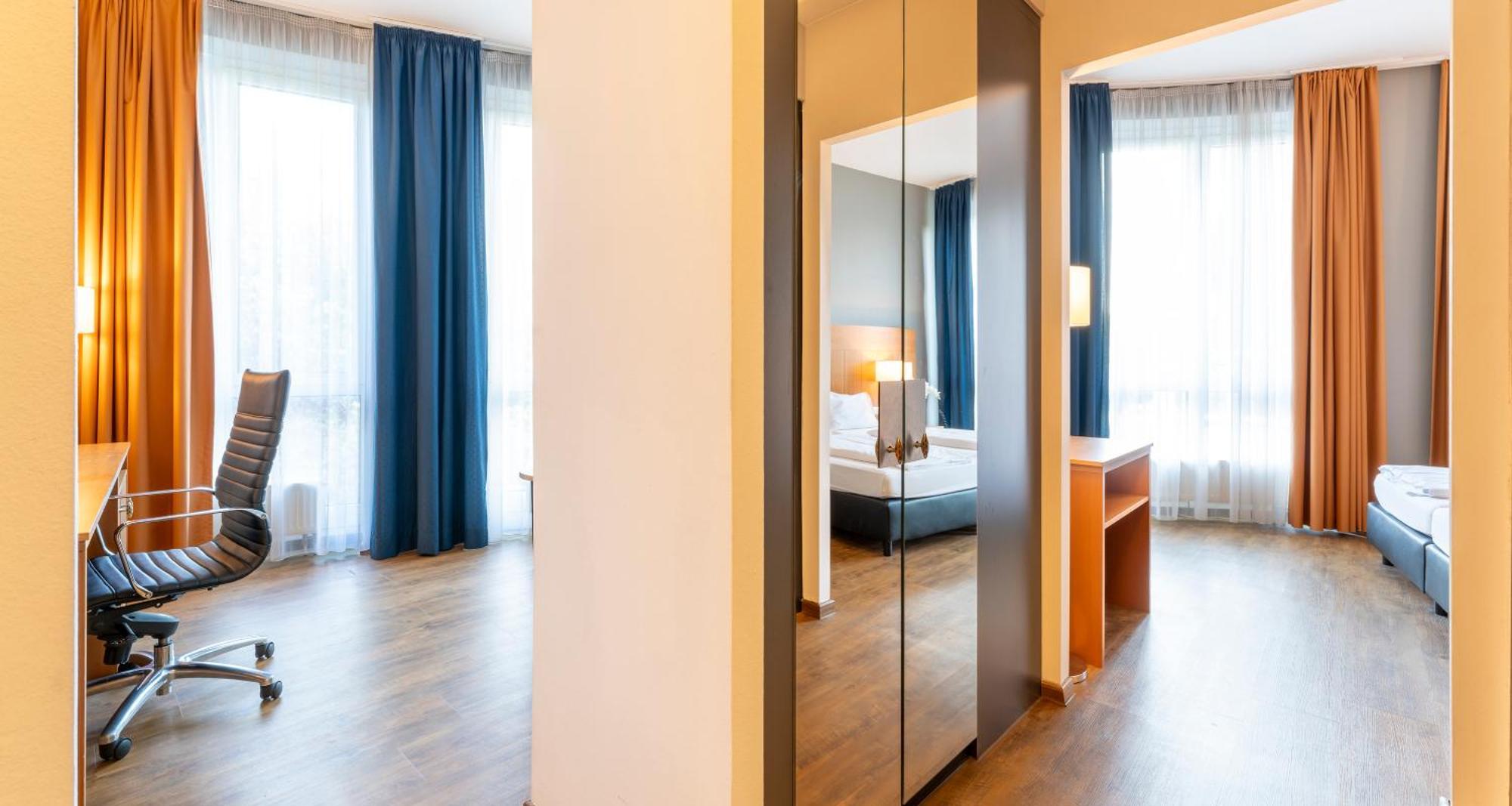 Plaza Premium Koeln Hotell Exteriör bild